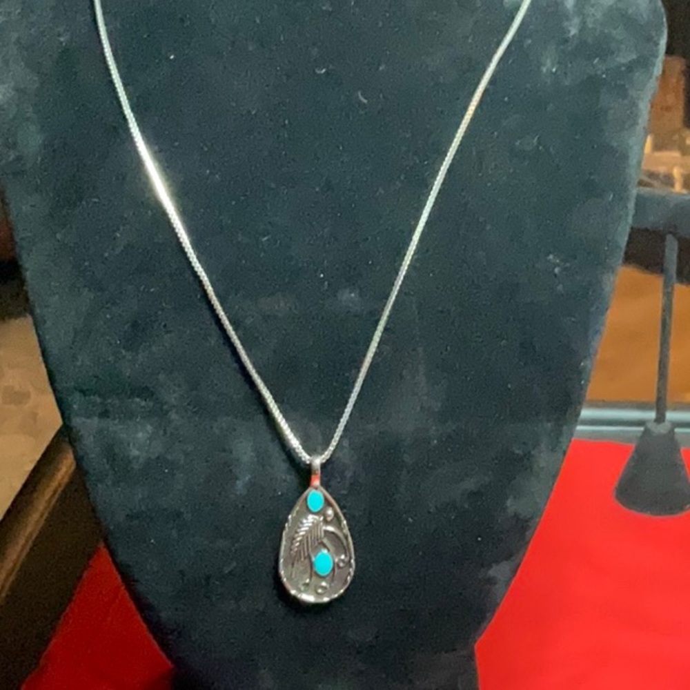 Silver and Blue pendant w/Silver Chain